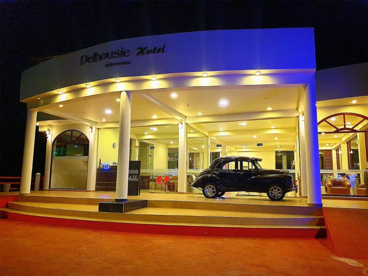 Delhousie Hotel Nallathanniya Buitenkant foto