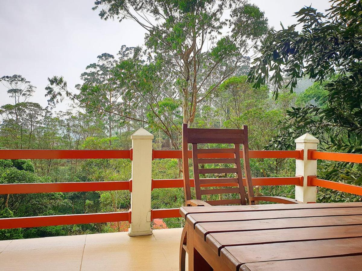 Delhousie Hotel Nallathanniya Buitenkant foto
